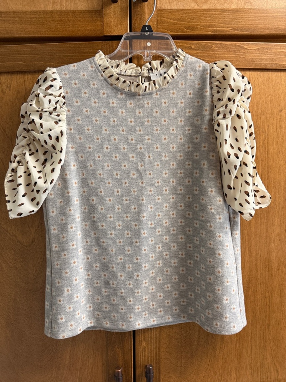 THML Gray Daisy Knit Top with Cream Ruffle Neck